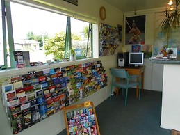 Birchwood Spa Motel