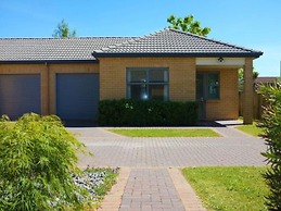Birchwood Spa Motel