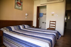 Elysso Hotel