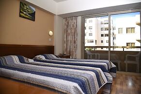 Elysso Hotel