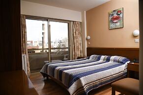 Elysso Hotel