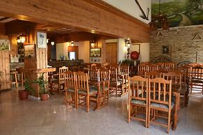 Elysso Hotel