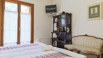 Hotel Papanikola