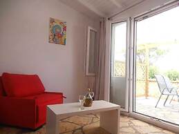 Elli Beach Apartments and Studios