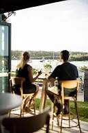Huskisson Hotel