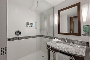 Hampton by Hilton London Luton Airport