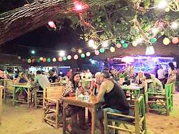 Lanta Palm Beach Resort