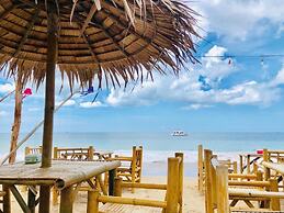 Lanta Palm Beach Resort