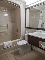 Days Inn by Wyndham Miramichi NB
