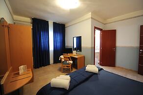 Santa Lucia Hotel
