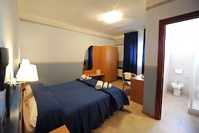 Santa Lucia Hotel