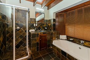 Mongena Game Lodge