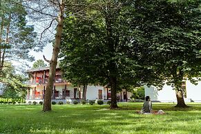 Regina Hotel