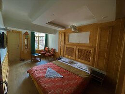 Hotel SADAF