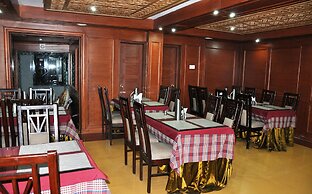 Hotel SADAF
