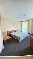 L&B Hotel