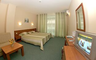 L&B Hotel