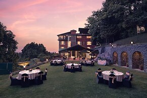 Golden Tulip Srinagar