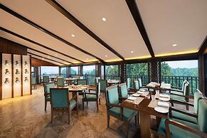 Golden Tulip Srinagar