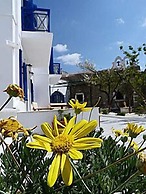 Captain Manolis Hotel