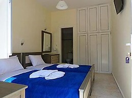 Captain Manolis Hotel
