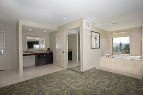 Hampton Inn and Suites Astoria