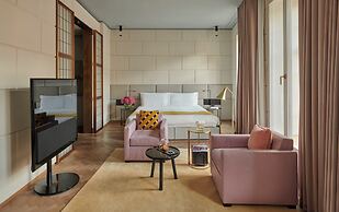 Hotel Cafe Royal, London