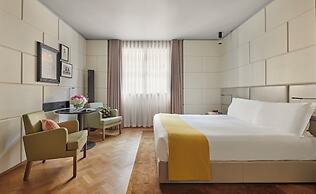 Hotel Cafe Royal, London