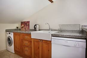 Saylam Suites