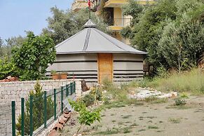 Saylam Suites