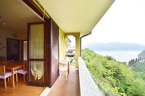 Hotel Diffuso Il Portichetto sulla collina a Vezio Perledo