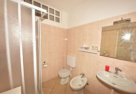 Hotel Diffuso Il Portichetto sulla collina a Vezio Perledo