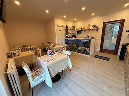 Hotel Diffuso Il Portichetto sulla collina a Vezio Perledo