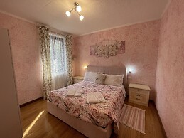Hotel Diffuso Il Portichetto sulla collina a Vezio Perledo