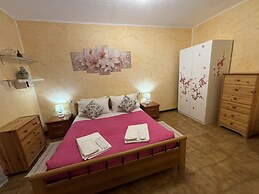Hotel Diffuso Il Portichetto sulla collina a Vezio Perledo