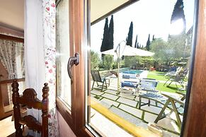Hotel Diffuso Il Portichetto sulla collina a Vezio Perledo
