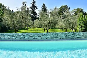 Hotel Diffuso Il Portichetto sulla collina a Vezio Perledo