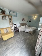 Hotel Diffuso Il Portichetto sulla collina a Vezio Perledo