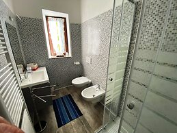 Hotel Diffuso Il Portichetto sulla collina a Vezio Perledo