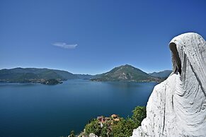 Hotel Diffuso Il Portichetto sulla collina a Vezio Perledo