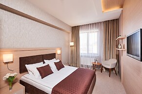 Ovis Hotel