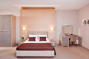 Ovis Hotel