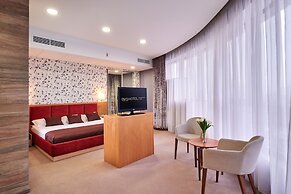 Ovis Hotel