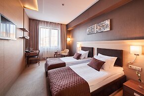 Ovis Hotel