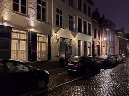 The Townhouse Bed & Breakfast