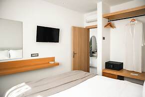 Batis Aero Beachfront Wellbeing Hotel