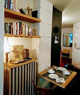 Accostage Hotel