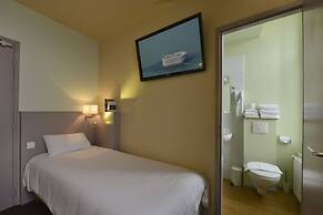 Accostage Hotel