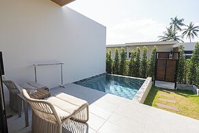 Three Trees Samui Resort - Sarocha Villa
