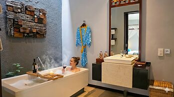 SEMINYAK ICON by Karaniya Experience